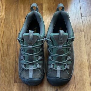 New - Keen Green and Gray Athletic Shoes